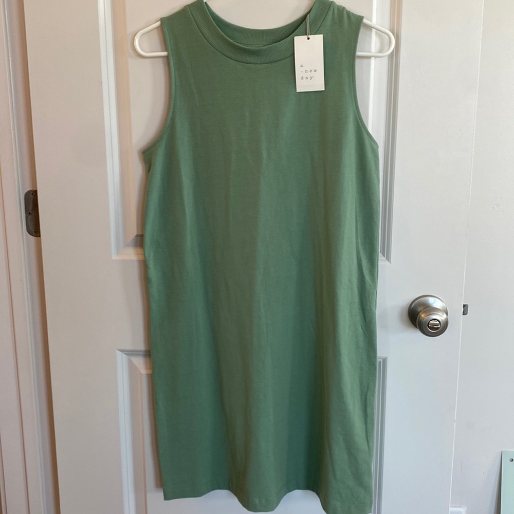 A green dress